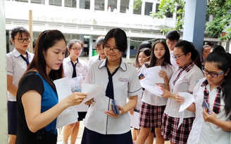 Ôn thi THPT quốc gia môn địa: Địa lý dân cư và cơ cấu nền kinh tế