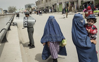Thiếu nhà tù, nữ phạm nhân Afghanistan làm “nô lệ” cho già làng