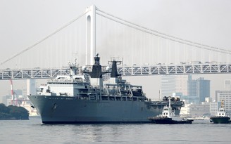 Tàu đổ bộ tấn công Anh đến Nhật Bản, 2 nước thắt chặt quan hệ quân sự
