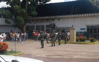 Bạo loạn đẫm máu trong nhà tù Venezuela, 37 người chết