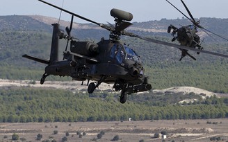 Hục hặc với Trung Quốc, Ấn Độ mua 6 trực thăng tấn công của Mỹ