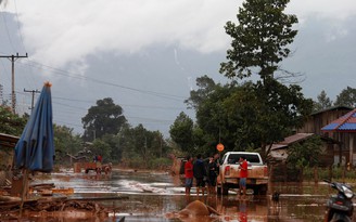 Vỡ đập thủy điện Lào: đối tác nói đập đã sụt lún từ 3 ngày trước khi bị vỡ