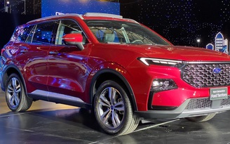 Ford Territory đối đầu Hyundai Tucson, giá từ 822 triệu đồng tại Việt Nam