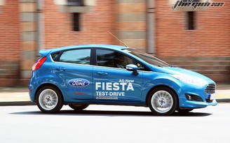 Ford triệu hồi hơn 1.000 xe Fiesta