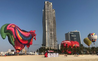 Trình diễn khinh khí cầu trên biển Đà Nẵng
