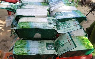 Báo cáo Bộ Công an vụ ma túy tổng hợp trôi dạt vào bờ biển Quảng Nam