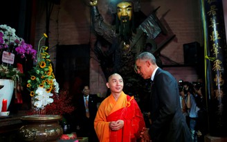 Có hay không chuyện nhà sư gợi ý Tổng thống Obama "cầu con trai"?