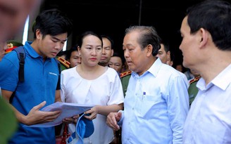 Phó thủ tướng Trương Hoà Bình lắng nghe bức xúc của cư dân Carina Plaza
