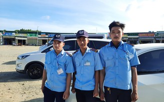 Cà Mau: Khen thưởng 3 nhân viên bảo vệ chữa cháy xe cho khách du lịch