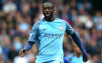 Toure gia hạn hợp đồng với Man City