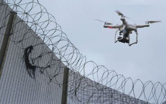 Nhà tù đầu tiên trên thế giới được lắp ‘lá chắn UAV’
