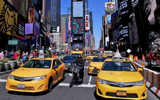 Nhiều tài xế taxi truyền thống biểu tình và tự tử, New York phải hạn chế taxi công nghệ