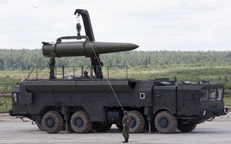 NATO lo đối phó tên lửa mới của Nga khi hiệp ước hạt nhân cáo chung