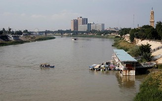 Chìm phà ở Iraq, ít nhất 54 người chết