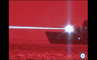 Xem hải quân Mỹ thử vũ khí laser bắn hạ máy bay không người lái
