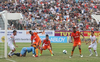 V-League nhiều khán giả hơn Thai-League