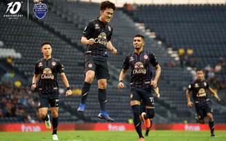 Xuân Trường ghi bàn thắng đấu tiên tại Thai League