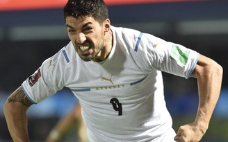 World Cup 2022: Luis Suarez giải cứu Uruguay, Argentina đẩy Chile rời xa Qatar