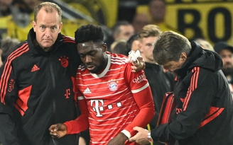 Bayern Munich xác nhận Alphonso Davies bị chấn thương sọ não, sẽ chia tay World Cup 2022?