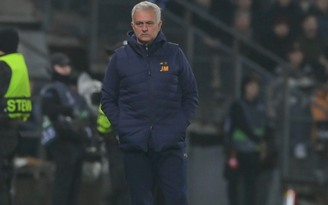 HLV Mourinho nói gì sau khi AS Roma sống lại hy vọng ở Europa League?