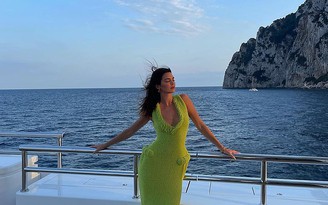 Kendall Jenner thôi miên công chúng bằng thời trang len sợi Kendall Jenner thôi miên công chúng bằng thời trang len sợi