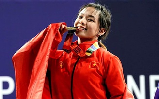 Huy chương vàng cử tạ đầy bất ngờ của Phạm Thị Hồng Thanh