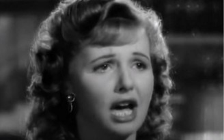 Nữ diễn viên cuối cùng của bộ phim 'Casablanca' qua đời ở tuổi 92