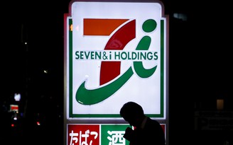 Cửa hàng tiện lợi ở Nhật gặp khó