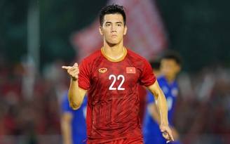 Bóng đá SEA Games 30: Tiến Linh lập cú đúp, U.22 Việt Nam tiễn chân Thái Lan về nước