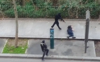Nghi phạm thảm sát Charlie Hebdo được đào tạo bài bản