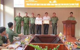 Công ty Cổ phần Thủy điện Thác Mơ nhận bằng khen của Bộ trưởng Bộ Công an Công ty Cổ phần Thủy điện Thác Mơ nhận bằng khen của Bộ trưởng Bộ Công an