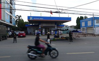 Đường dây 200 triệu lít xăng giả: Khám xét cây xăng Việt Khánh Anh ở TP.Biên Hòa