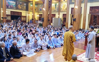 Sáng nay, thành phố Uông Bí họp báo vụ chùa Ba Vàng