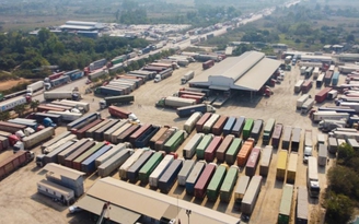 Quảng Ninh kêu gọi các tỉnh tạm dừng đưa container lên cửa khẩu Móng Cái