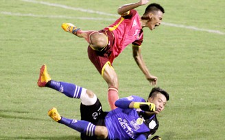 CLB Sài Gòn phản đối dữ dội với hành vi phạm lỗi của thủ môn Bửu Ngọc