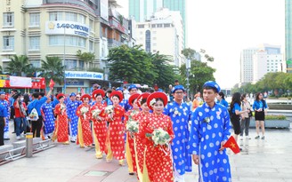 100 cặp đôi công nhân được tổ chức lễ cưới tập thể trong ngày Quốc khánh 2.9