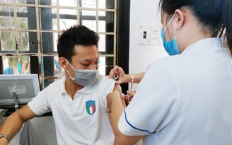 Thừa Thiên - Huế đề nghị Bộ Y tế đính chính thông tin chậm tiêm vắc xin Covid-19