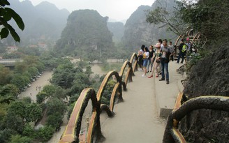 13 ban, ngành vào cuộc thanh tra vụ xây cầu xuyên di sản UNESCO Tràng An