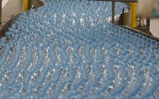 Dùng chai nhựa tại Anh sẽ phải đóng phí