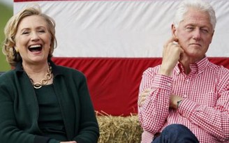 Vợ chồng cựu Tổng thống Bill Clinton sắp lên đường 'lưu diễn'