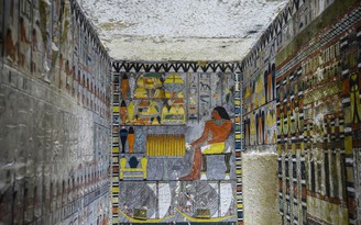 Phát hiện bất ngờ trong mộ cổ Ai Cập 4.300 năm tuổi