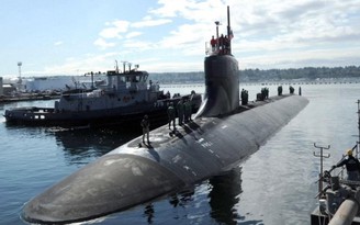 Tàu ngầm Mỹ hoạt động quá gần đáy biển nên gặp tai nạn?