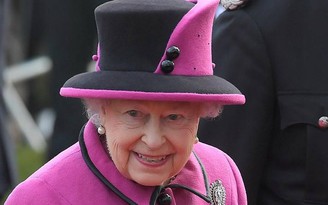 Nữ hoàng Anh kỷ niệm 65 năm lên ngôi