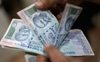 Mỹ đang theo dõi hoạt động tiền tệ Ấn Độ