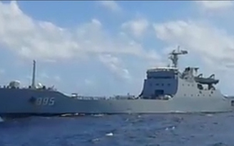 Tàu chiến Trung Quốc gia tăng vây ép tàu dân sự Việt Nam