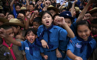 Nhiệm vụ giải cứu đội bóng hoàn thành, cả thế giới vui cùng Thái Lan Nhiệm vụ giải cứu đội bóng hoàn thành, cả thế giới vui cùng Thái Lan