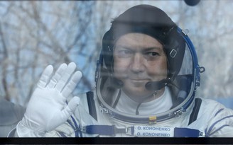 Lễ chuyển giao quyền chỉ huy trạm không gian ISS diễn ra thế nào?