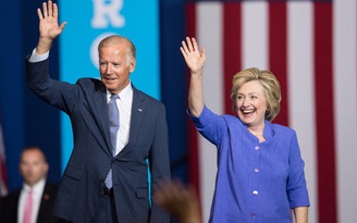 Bà Hillary Clinton nói gì về ứng viên tổng thống Mỹ Joe Biden?