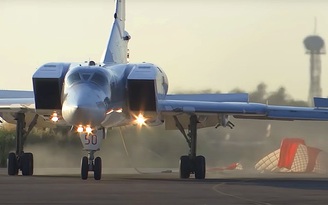 Oanh tạc cơ Tu-22M3 Nga lần đầu hạ cánh xuống Syria nhằm mục đích gì?