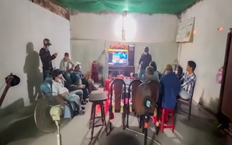 14 người tụ tập trong căn nhà hoang ở Vĩnh Long đánh bạc trực tuyến với nhà cái ở Campuchia